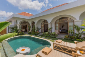 Nirvana Villa, 3 Bedroom Near Canggu